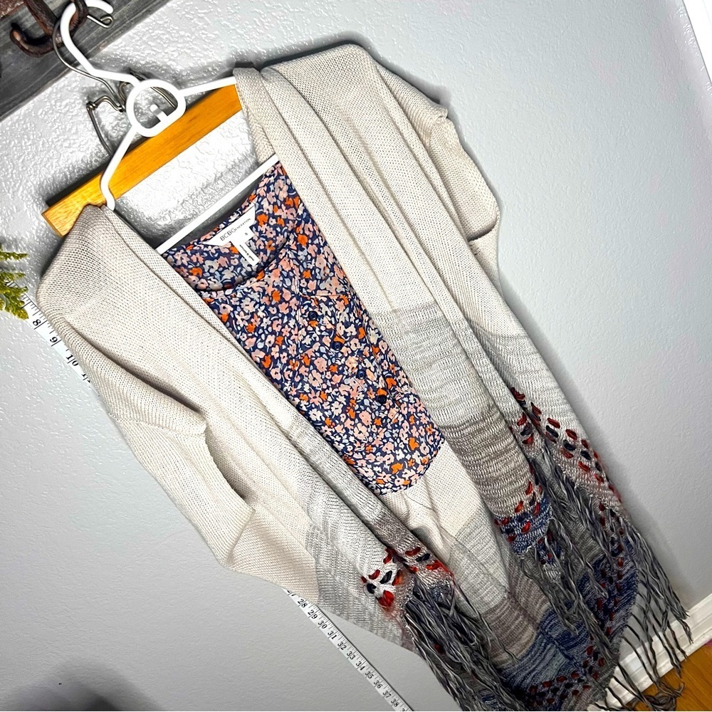 Lux apothetique boho cozy fringed sleeveless shawl. One size.